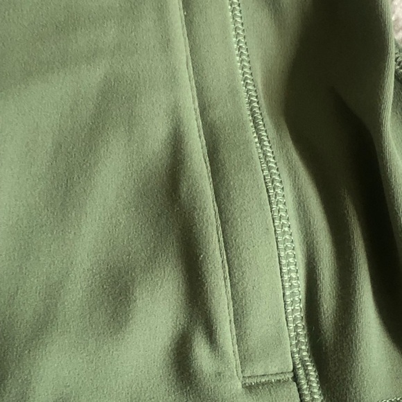 Lululemon Define Hooded Jacket - Picture 8 of 8